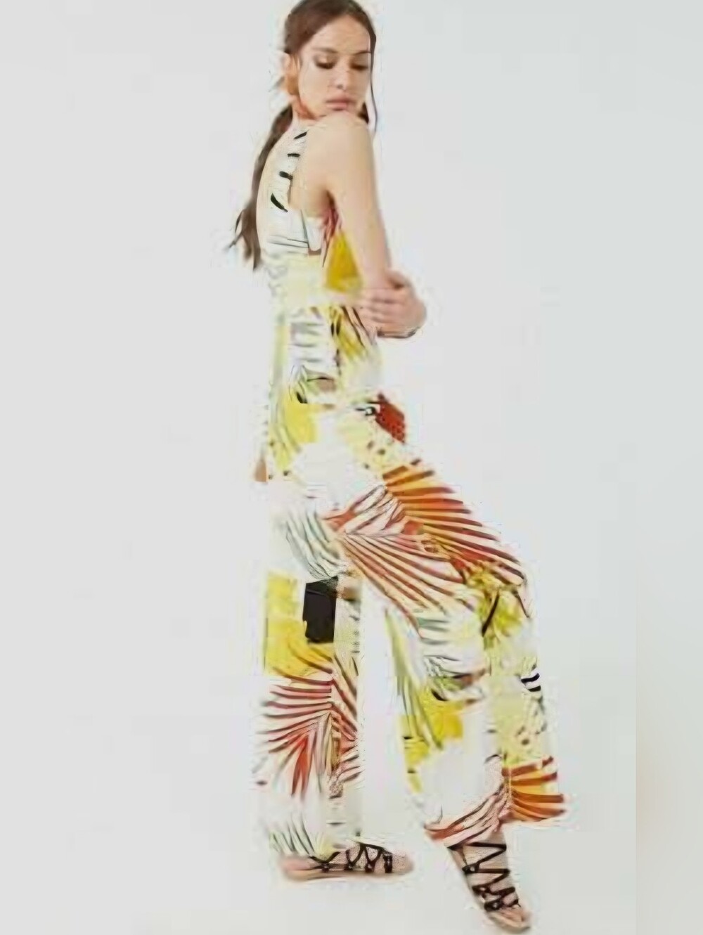 Forever 21 Tropical Print Wide-Leg Jumpsuit in Yellow, Orange & Cream - Picture 2 of 4